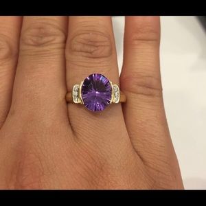 14 k gold Amethyst ring
